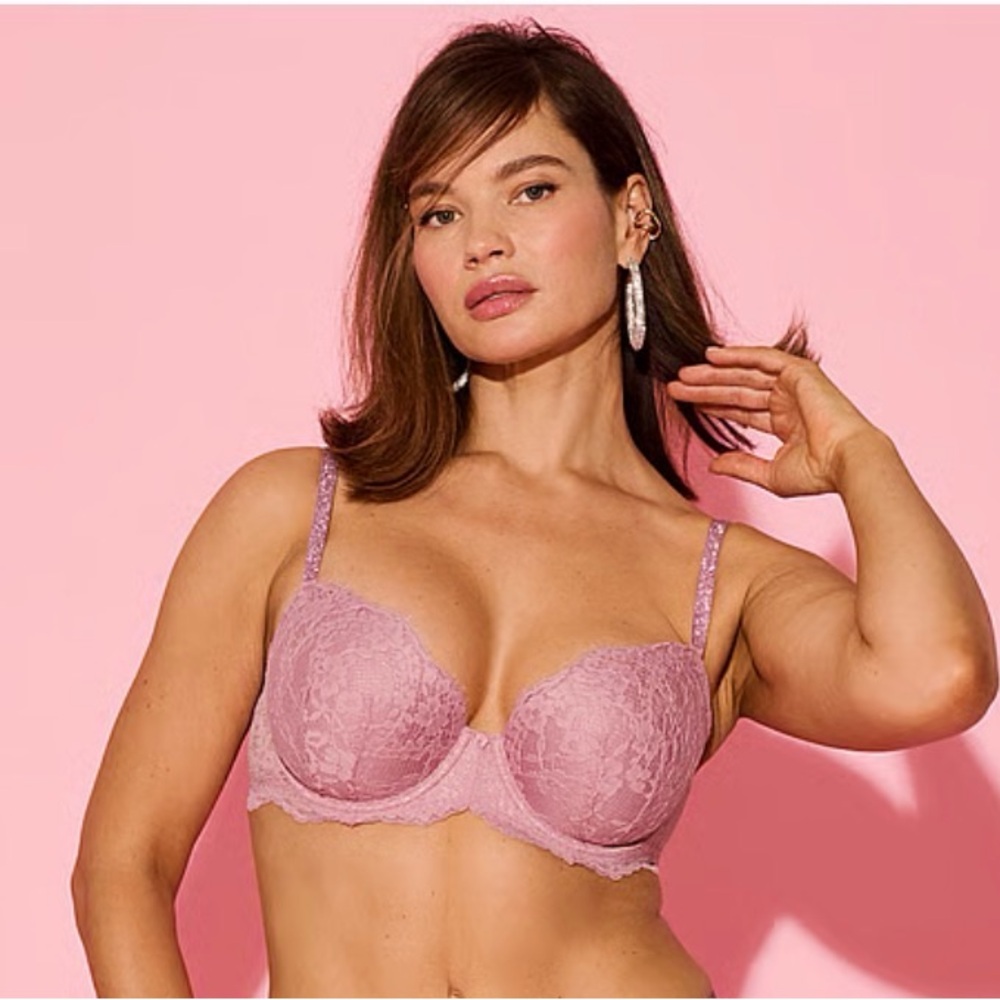 DREAM ANGELS
Twinkle Lace Lightly Lined Demi Bra